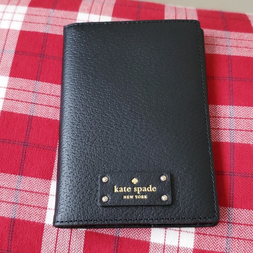 KATE SPADE IMOGENE LEATHER PASSPORT WALLET